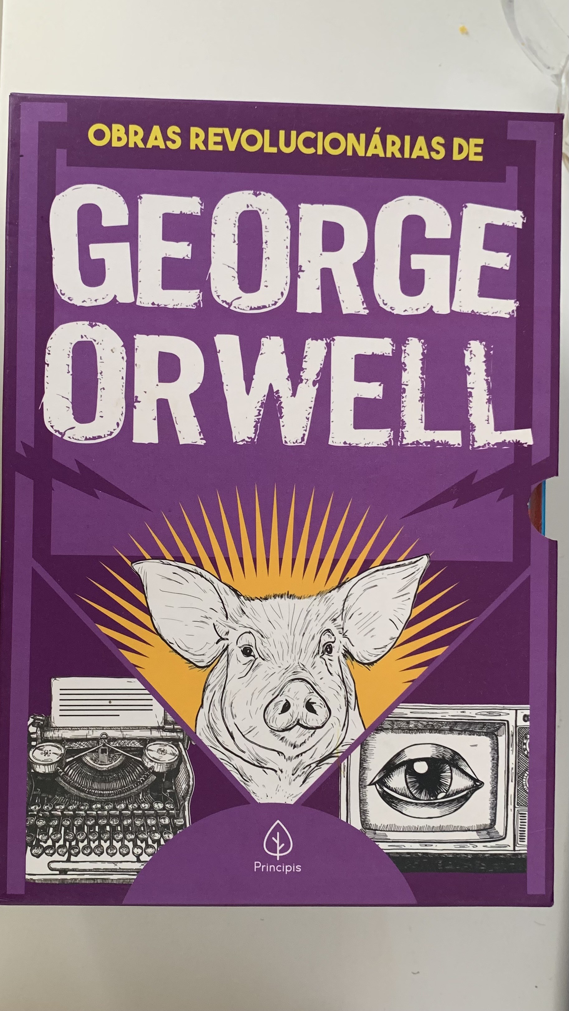 Capa do livro Obras Revolucionárias de George Orwell